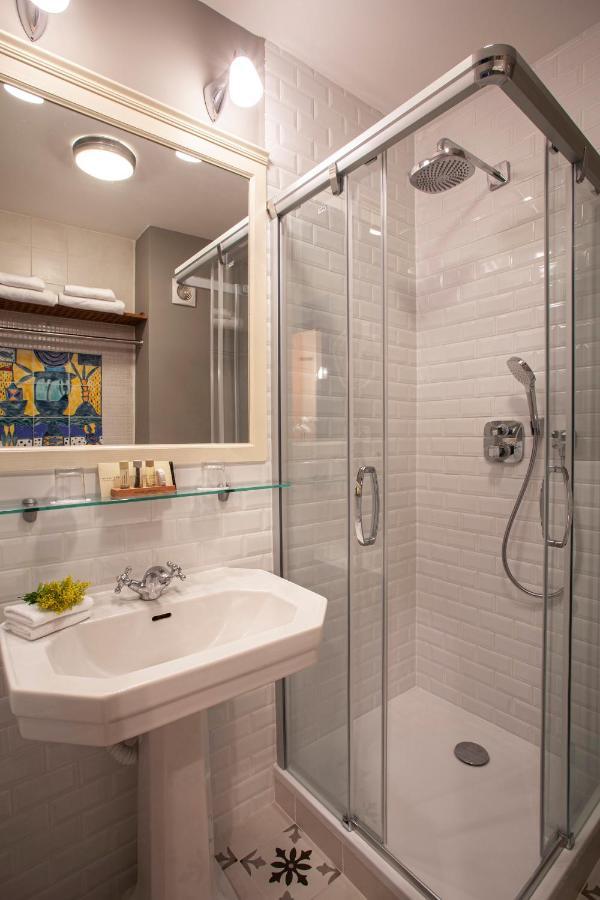 Boutique Hotel Nautilus Tabor Bagian luar foto