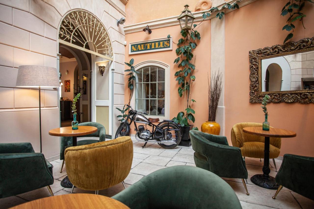Boutique Hotel Nautilus Tabor Bagian luar foto